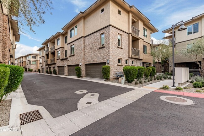 17850 N 68th St, Unit 2145 in Phoenix, AZ - Foto de edificio - Building Photo