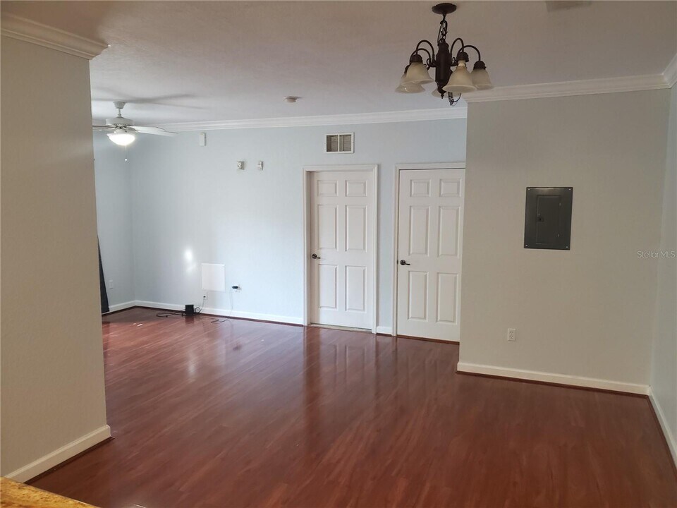 8010 Tuscany Way, Unit 3307 in Davenport, FL - Building Photo