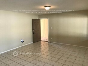 2202 W Charleston Ave in Phoenix, AZ - Building Photo - Building Photo