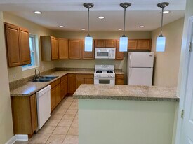 332 Natchez St in Pittsburgh, PA - Building Photo