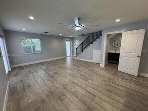 1315 Royal Palm Dr in Key Largo, FL - Building Photo - Building Photo