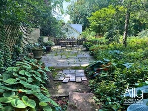 709 Park St in Charlottesville, VA - Building Photo - Building Photo