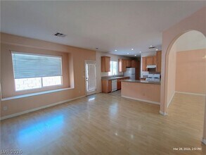 2695 Rimpacific Cir in Las Vegas, NV - Building Photo - Building Photo