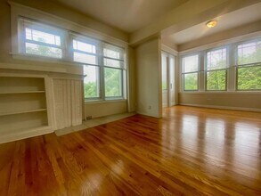 7505 N Greenview Ave in Chicago, IL - Building Photo - Building Photo