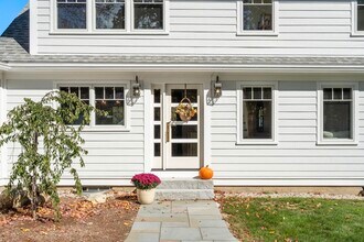 335 Central Rd in Rye, NH - Building Photo - Building Photo