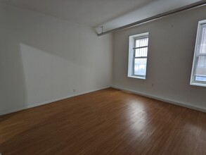 1090 Dr Martin L King Jr Blvd in Bronx, NY - Building Photo - Interior Photo