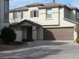8240 W Wildwood Glen Dr in Las Vegas, NV - Building Photo