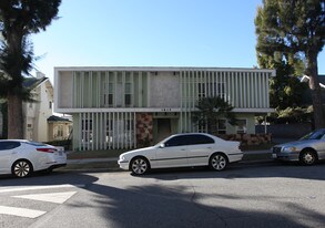 1835 N Kenmore Ave in Los Angeles, CA - Building Photo