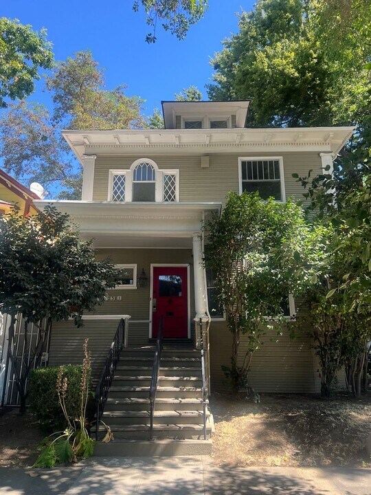 1731 I St in Sacramento, CA - Building Photo