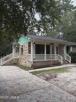 1508 Sycamore St in Beaufort, SC - Building Photo