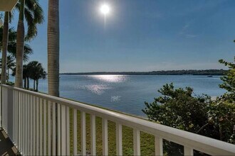 8800 Bay Pines Blvd in St. Petersburg, FL - Building Photo - Building Photo