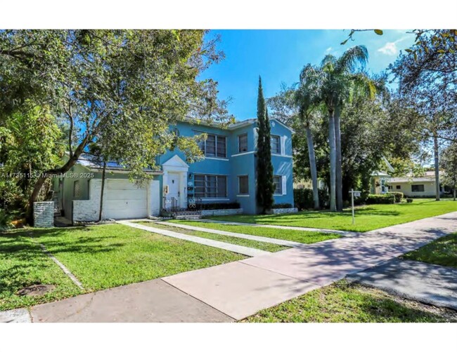 2909 Segovia St in Coral Gables, FL - Building Photo - Building Photo