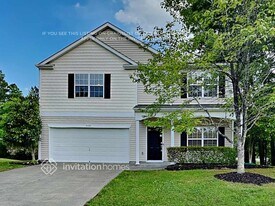 4104 Hampstead Village Dr in Durham, NC - Building Photo