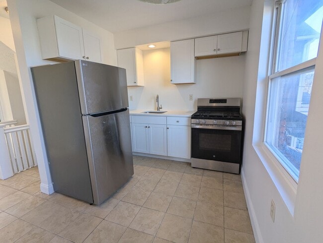 3705 Botsford St in Munhall, PA - Building Photo - Building Photo