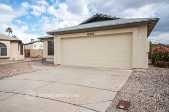 18285 N 87th Dr in Peoria, AZ - Building Photo - Building Photo