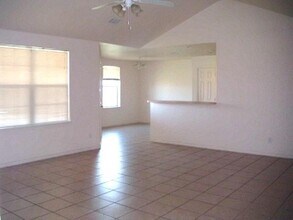 330 Windjammer Rd in Gun Barrel City, TX - Building Photo - Building Photo