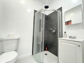2826 Darwin Ave in Los Angeles, CA - Building Photo - Building Photo