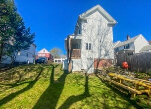 45 S Chestnut St, Unit 3 in Augusta, ME - Building Photo - Building Photo