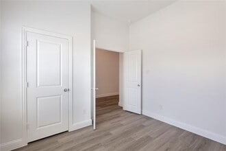 1816 Laurel St in Denton, TX - Building Photo - Building Photo