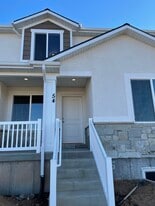 54 E Ginger Gold Rd in Santaquin, UT - Building Photo