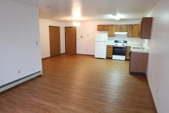 Winterland Apartments in Grand Forks, ND - Building Photo - Building Photo