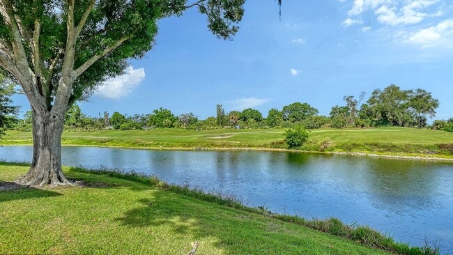 property at 4072 Penshurst Park