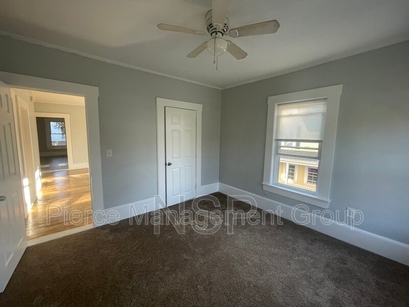 521 Massabesic St in Manchester, NH - Building Photo