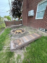1073 Champaign Rd in Lincoln Park, MI - Building Photo - Building Photo