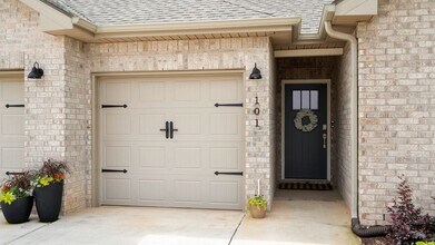 101 Stockholm Ln in Huntsville, AL - Building Photo - Building Photo