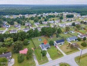 295 Riggs Rd in Hubert, NC - Building Photo - Building Photo