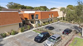 4260 NW 114th Terrace in Coral Springs, FL - Building Photo