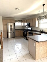 2402 Cedar Path in Riverhead, NY - Building Photo - Building Photo