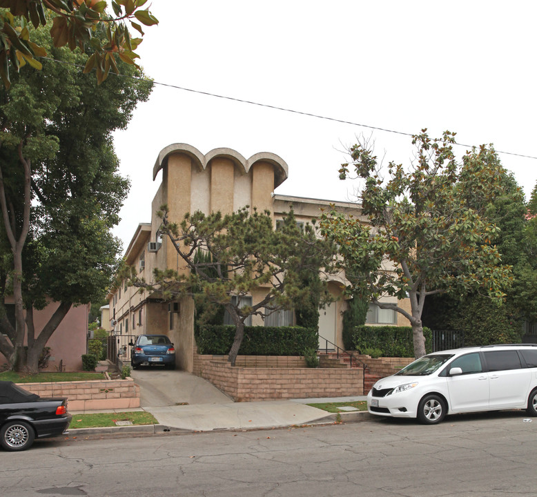 509 E Valencia Ave in Burbank, CA - Building Photo