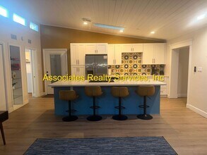 1211 NW 25th Terrace in Gainesville, FL - Building Photo - Building Photo