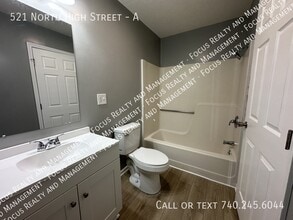 521 N High St in Lancaster, OH - Building Photo - Building Photo