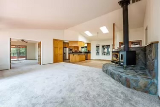 8670 Feliz Creek Dr in Ukiah, CA - Building Photo - Building Photo
