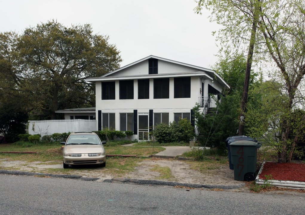 407 12th Ave S in Myrtle Beach, SC - Building Photo