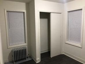 114 Monmouth St in Hightstown, NJ - Building Photo - Building Photo