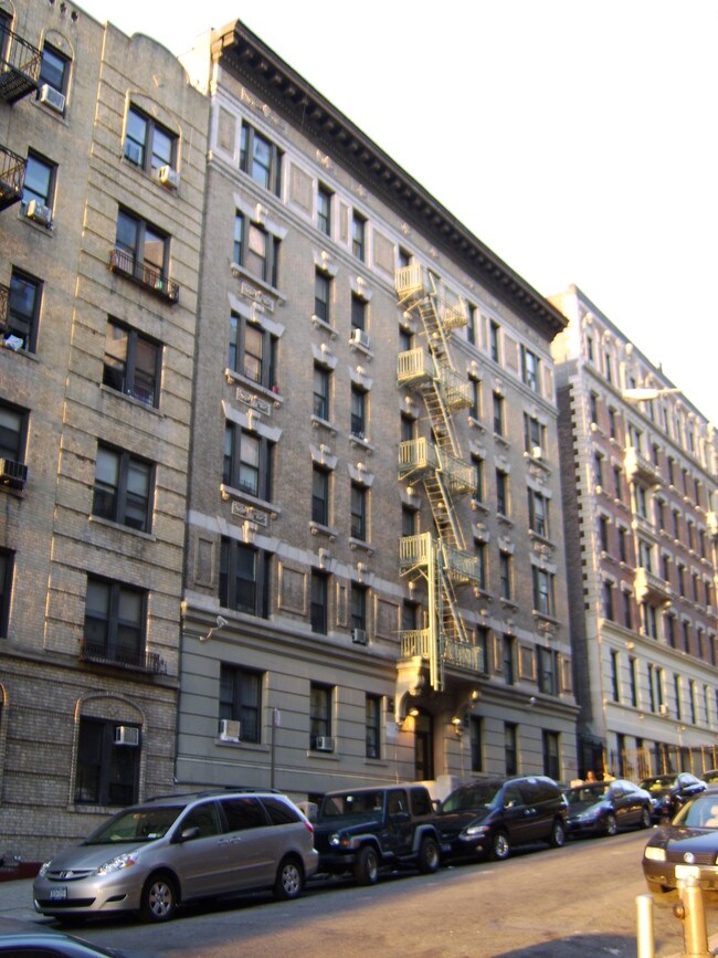 605 W 151st St in New York, NY - Foto de edificio - Building Photo