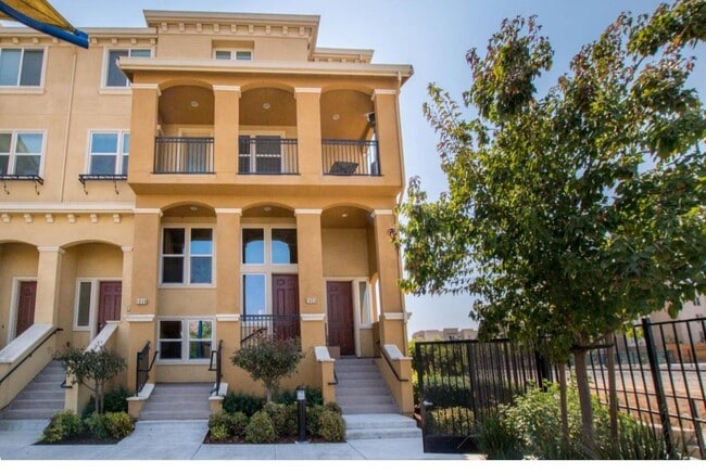 1609 Lee Way in Milpitas, CA - Building Photo - Building Photo