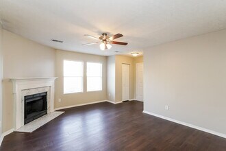 2109 Carlton Ln in Thompson's Station, TN - Foto de edificio - Building Photo