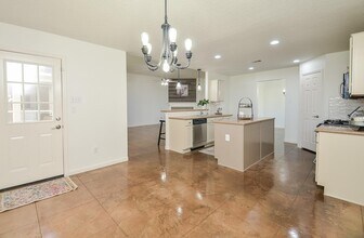 17722 Meadow Crossing Ln in Houston, TX - Building Photo - Building Photo