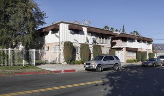 6606 Vineland Ave in North Hollywood, CA - Building Photo - Building Photo