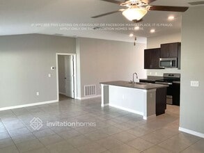 1524 Blue Rose Dr in Ruskin, FL - Building Photo - Building Photo