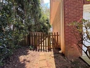 105 Celia Ct in Alpharetta, GA - Building Photo - Building Photo
