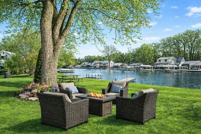 property at 11637 Algonquin Dr