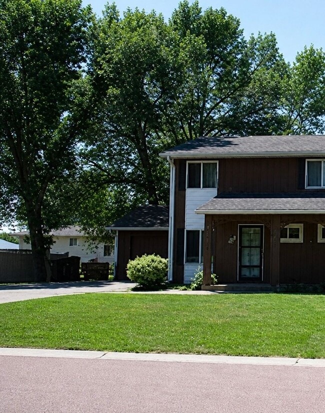 101-103 Opal Ln in Mankato, MN - Building Photo - Building Photo