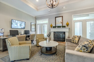 Shadow Lake Apartments in Doraville, GA - Building Photo - Interior Photo