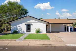 3210 S Kachina Dr in Tempe, AZ - Building Photo