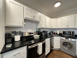 3345 N Marshfield Ave in Chicago, IL - Building Photo - Building Photo